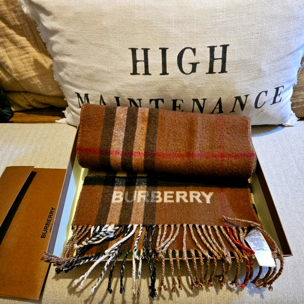Contrast Check Cashmere Scarf. Color: Archive Beige/Birch Brown